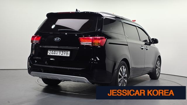 2018 Kia All New Carnival - Thumbnail 3