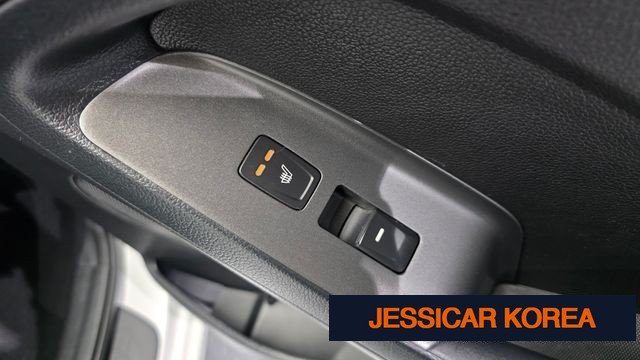 2015 Kia K3 - Thumbnail 3