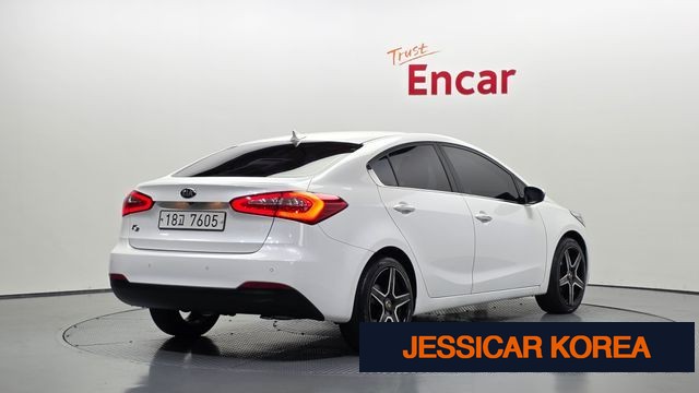 2015 Kia K3 - Thumbnail 6