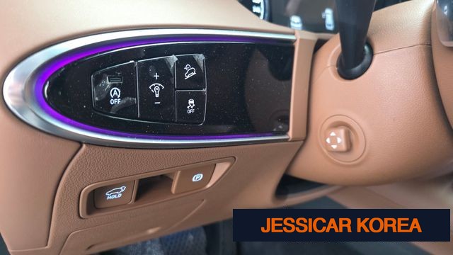 2023 Genesis GV70 - Thumbnail 4