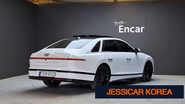 2023 Hyundai Grandeur (GN7) - Thumbnail 7