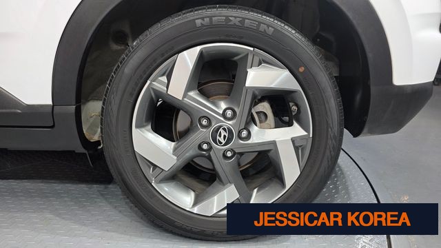 2022 Hyundai Venue - Thumbnail 5