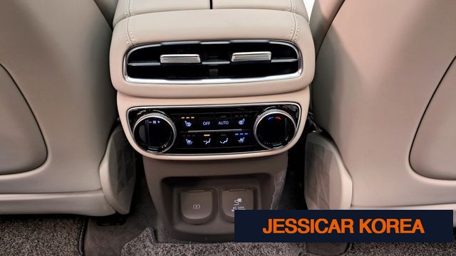 2023 Genesis GV80 - Thumbnail 8