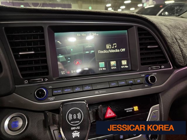 2016 Hyundai Avante AD - Thumbnail 6