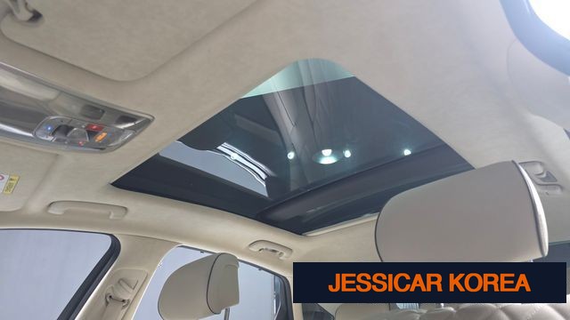 2025 Genesis G80 (RG3) - Thumbnail 4