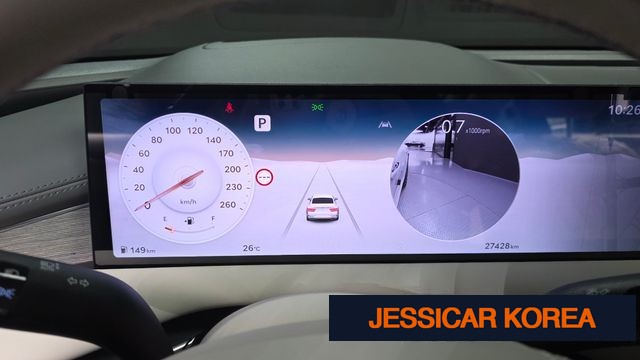 2025 Genesis G80 (RG3) - Thumbnail 5
