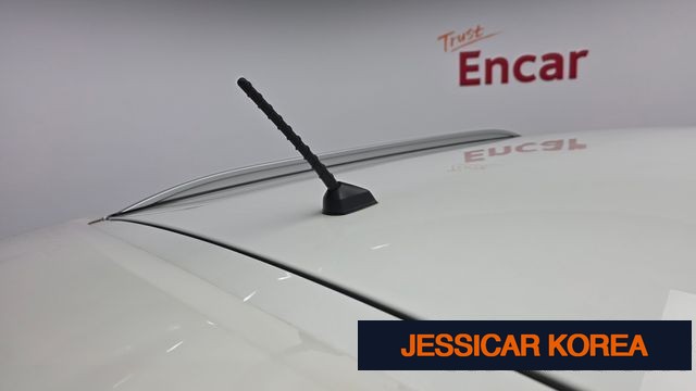 2016 KG Mobility Tivoli - Thumbnail 6