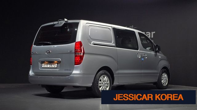 2020 Hyundai The New Grand Starex - Thumbnail 10
