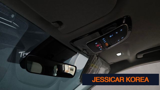 2023 Hyundai The New Santa Fe - Thumbnail 3