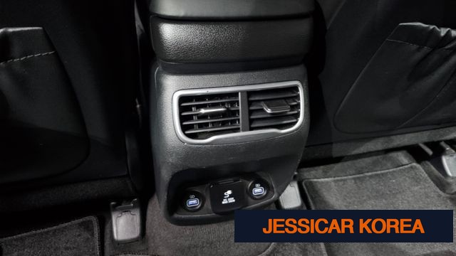 2023 Hyundai The New Santa Fe - Thumbnail 10