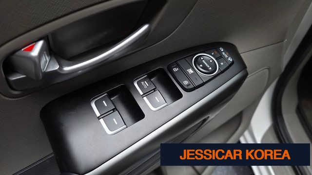 2015 Kia All New Carnival - Thumbnail 3