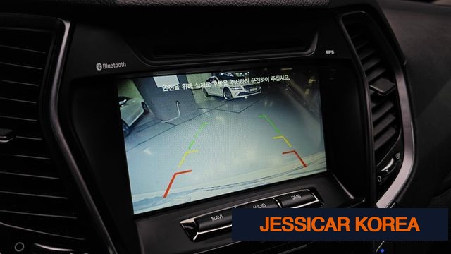2013 Hyundai Santa Fe DM - Thumbnail 2
