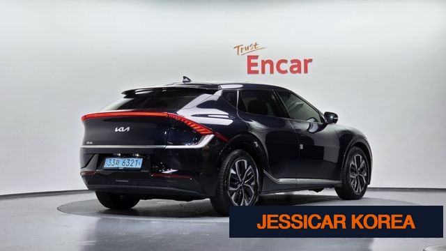 2022 Kia EV6 - Thumbnail 5