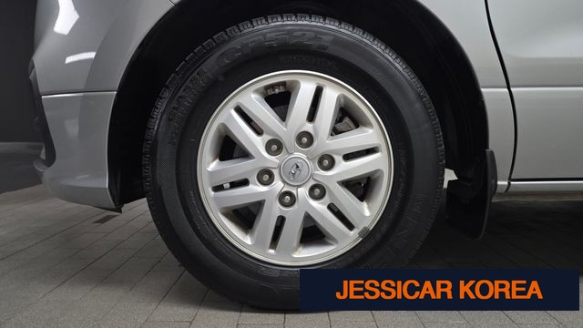 2020 Hyundai The New Grand Starex - Thumbnail 8
