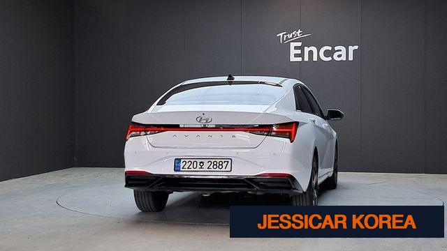 2023 Hyundai Avante (CN7) - Thumbnail 8