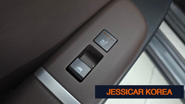 2023 Hyundai Grandeur (GN7) - Thumbnail 2