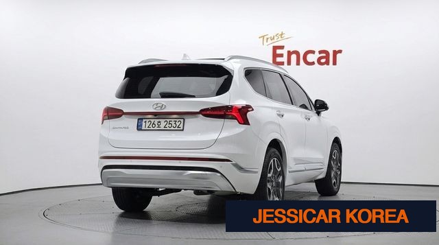 2022 Hyundai The New Santa Fe - Thumbnail 3