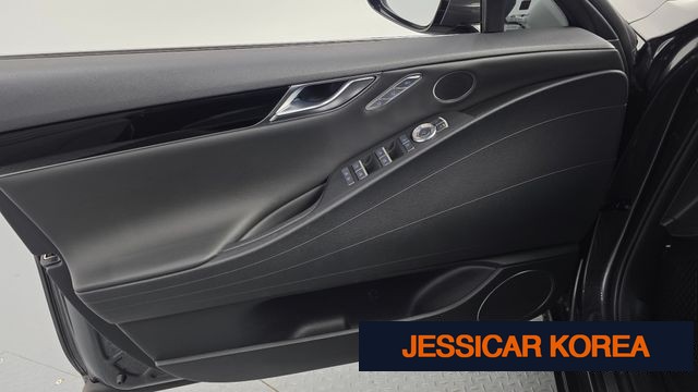 2021 Genesis G80 (RG3) - Thumbnail 9