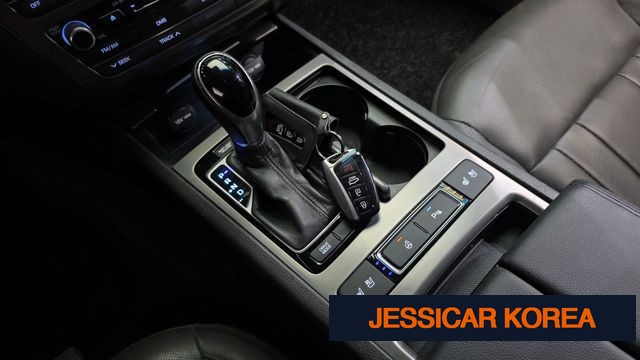 2015 Hyundai Genesis DH - Thumbnail 4