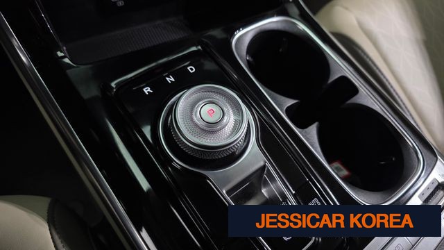 2023 Kia Carnival 4th Gen - Thumbnail 4