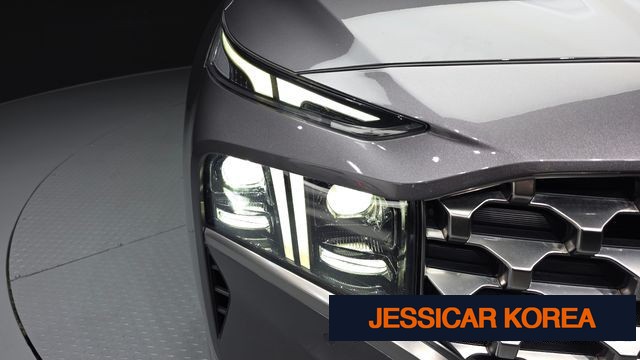 2023 Hyundai The New Santa Fe - Thumbnail 8