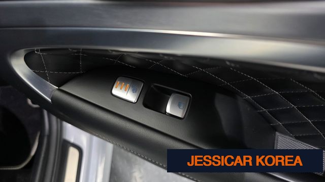 2018 Genesis G70 - Thumbnail 2