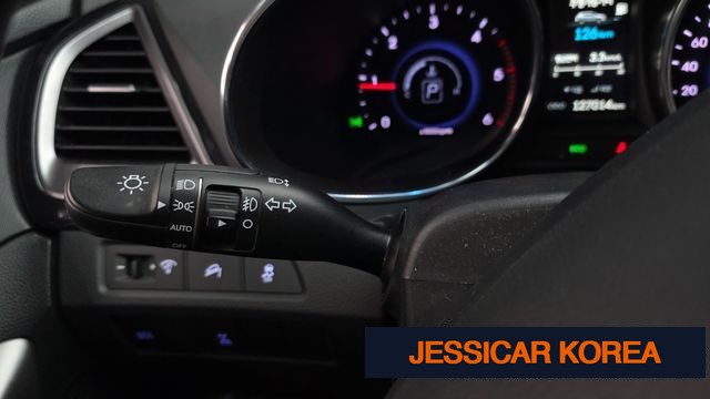 2015 Hyundai Santa Fe DM - Thumbnail 10