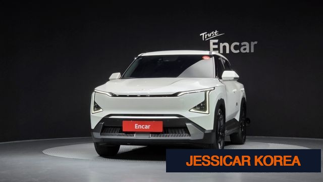 2026 Kia EV5 - Thumbnail 3