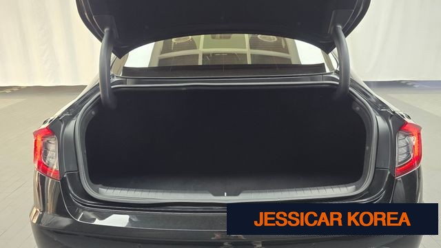 2022 Hyundai Sonata (DN8) - Thumbnail 2