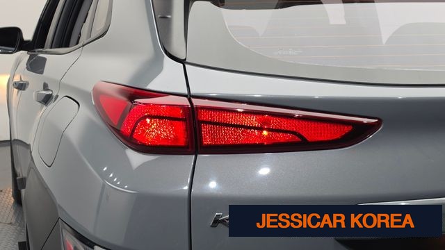 2023 Hyundai The New Kona - Thumbnail 8