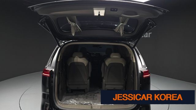 2023 Kia Carnival 4th Gen - Thumbnail 4