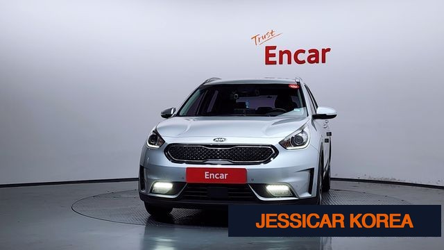 2017 Kia Niro - Thumbnail 10